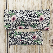 Load image into Gallery viewer, Luxury Elegant Mother & Baby Headbands for Girl Rabbit Ear Hairband Print Floral Bows Hair Bands Parent-Child Hair Accessories