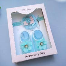 Load image into Gallery viewer, Baby Newborn Solid Color Lace Baby Bowknot Socks & Princess Cute Baby Socks Hair Band Set FOr Girls Baby In Modern Design