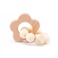 Load image into Gallery viewer, Wooden Teether Hedgehog Crochet Beads Wood Crafts Ring Engraved Bead Baby Teether Wooden Toys For Kids Rattle