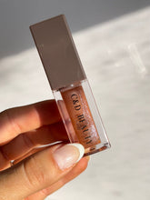 Load image into Gallery viewer, Limited Edition Luxe Lip Oils
