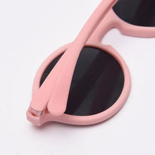 Load image into Gallery viewer, 0-4 Years Baby Silical Gel Glasses UV400 Protection TPEE Polarized Strap Baby Girl Flexible Sunglasses with Free Silicone Rope