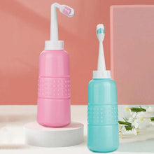 Load image into Gallery viewer, Baby Showers Mom Peri Bottle for Postpartum Essentials Feminine Care MomWasher for Perineal Recovery Cleansing After Birth 500ML