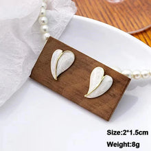 Load image into Gallery viewer, White Flower & Butterfly Dangle Earrings β Acrylic Pearl Heart Jewelry