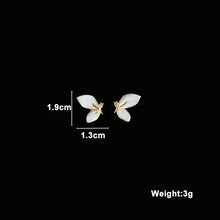 Load image into Gallery viewer, White Flower & Butterfly Dangle Earrings β Acrylic Pearl Heart Jewelry
