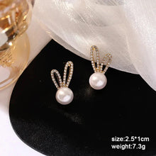 Load image into Gallery viewer, White Flower & Butterfly Dangle Earrings β Acrylic Pearl Heart Jewelry