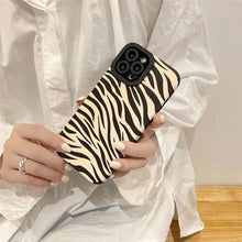 将图片加载到图库查看器,Luxury Zebra Pattern PU Leather Phone Case for iPhone 7 8 Plus X XR XS 11 12 13 14 Pro Max Soft Silicon Cover Girl Black White Zebra Print Phone Cover Black Soft Leather Black White Case For iPhone
