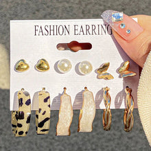 Load image into Gallery viewer, Gold Butterfly & Heart Dangle Earrings Set – Acrylic Drop Jewelry for Women