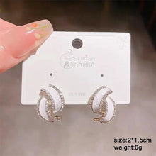 Load image into Gallery viewer, White Flower & Butterfly Dangle Earrings β Acrylic Pearl Heart Jewelry