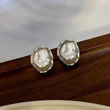 Load image into Gallery viewer, Vintage Circle Drop Earrings β Baroque Pearl Gold Earclips for Women