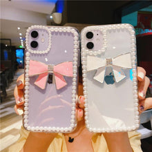 将图片加载到图库查看器,Cute Luxury Fashion 3d Bow Pearl Bracelet Girl Soft Case For iPhone 11 12 13 Pro Max 7 8 Plus Xr X Xs Se Anti-drop Cover Pearl Chain Bow Phone Case Ideal for iPhone Elegant Phone Case