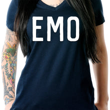 将图片加载到图库查看器,Emo Tapered V-Neck Tee Shirt