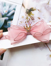 Load image into Gallery viewer, Luxury Modern Pearl Handmade Baby Girls Bowknot Crown Headband Lace Elastic Hair Band Bow For Girls Baby