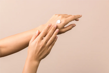 Load image into Gallery viewer, Forever 21 Body Lotion