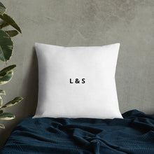 Load image into Gallery viewer, Elote Preparado Premium Pillow