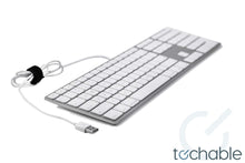 将图片加载到图库查看器,Apple Wired Keyboard with USB - A1243 | Model MA110LL/A, MB110LL/B | Slim, Full-Size Keyboard with Numeric Keypad