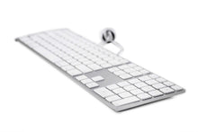 将图片加载到图库查看器,Apple Wired Keyboard with USB - A1243 | Model MA110LL/A, MB110LL/B | Slim, Full-Size Keyboard with Numeric Keypad