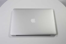 Load image into Gallery viewer, Apple MacBook Pro 13-inch 2014 2.6GHz Core i7 8GB RAM Integrated Graphics (Wear & Tear Special)