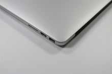 Load image into Gallery viewer, Apple MacBook Pro 15-inch 2013 2.6GHz Core i7 16GB RAM Dual GPU (Wear & Tear Special)