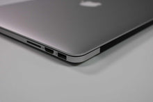 将图片加载到图库查看器,Apple MacBook Pro 15-inch 2013 2.8GHz Core i7 16GB RAM Dual GPU (Wear & Tear Special)