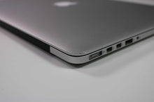 Load image into Gallery viewer, Apple MacBook Pro 15-inch 2013 2.8GHz Core i7 16GB RAM Dual GPU