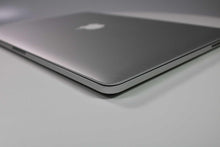 Load image into Gallery viewer, Apple MacBook Pro 15-inch 2013 2.8GHz Core i7 16GB RAM Dual GPU (Wear & Tear Special)