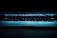 Load image into Gallery viewer, Apple MacBook Pro 15-inch 2014 2.5GHz Core i7 15" 16GB RAM Dual Graphics (Wear & Tear Special)