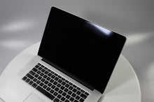 Load image into Gallery viewer, Apple MacBook Pro 15-inch 2014 2.8GHz Core i7 15" 16GB RAM Integrated Graphics (Wear & Tear Special)