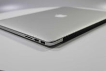 Load image into Gallery viewer, Apple MacBook Pro 15-inch 2014 2.8GHz Core i7 15" 16GB RAM Integrated Graphics (Wear & Tear Special)