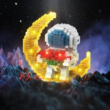 Load image into Gallery viewer, Astronaut Building Blocks LED Glowing Toys
