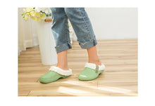 Load image into Gallery viewer, Autumn Winter New Lightweight Home Men's Slippers Non-Slip Warm And Waterproof Plush Cotton Slippers Classic Fur Lined Clog Waterproof Winter House Comfortable Indoor Slippers