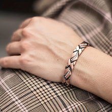 将图片加载到图库查看器,Magnetic Energy Therapy Pain Relief Copper Bracelet For Men And Women