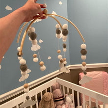 将图片加载到图库查看器,Baby Nordic Wooden Beads Wind Chimes with Wool Balls Nursery Mobile Crib Bed Bell Baby Bedroom Ceiling Wooden Beads Wind Chime Hanging Newborn Baby Bed Hanging Wind-bell Crib Tent Kids Room Decorations Ornaments