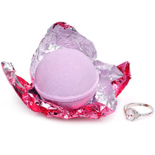 将图片加载到图库查看器,Hibiscus Bath Bomb with Jewelry Ring Inside