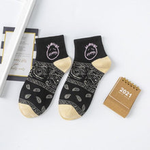 将图片加载到图库查看器,Black And White Embroidery Female Tide Socks Shallow Mouth Summer Cartoon Cow Cute Fashion Boat Socks Unisex Men And Women Cotton Ankle Socks
