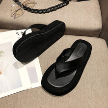 将图片加载到图库查看器,Black White Thick Bottom Flip Flops Women Famous Design Clip Toe Slippers Platform Slides Beach Comfort Thong Style Flip Flops Sandals For Women With Arch Support For Comfortable Walk