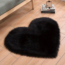 Load image into Gallery viewer, 1pc Faux Fur Room Rug, Heart Shaped Plush Rug, Fluffy Carpet For Living Room Bedroom Sofa, Shaggy Carpet Area Mat 50*60cm/19.68*23.62in