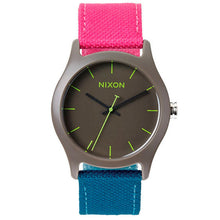 将图片加载到图库查看器,Nixon Women's Mod