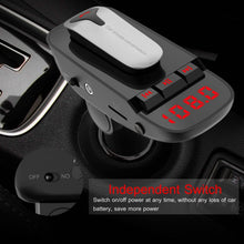 将图片加载到图库查看器,Car FM Transmitter with Wireless Earpiece 2 USB Charge Ports