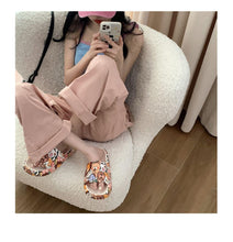 将图片加载到图库查看器,Cartoon Couple Fashion Bear Sandals Non-Slip Thick-Soled Indoor And Outdoor Slippers Men's Flip Flops Athletic Slide Sandals Flat Slip On Sandals For Women Summer Slippers