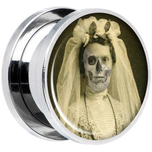 Load image into Gallery viewer, Undead Bride and Groom Halloween Plug Set 5/8