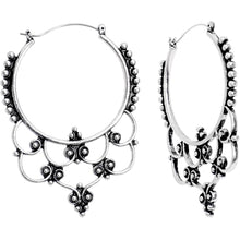 Load image into Gallery viewer, Victorian Decorative Twist Tunnel Plug Earrings