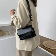 Load image into Gallery viewer, Chain Design Trendy Lady Bags Mini Pu Leather Flap Bags for Women Shoulder Handbag Female Fashion Cross Body Bag with Lid
