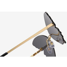 将图片加载到图库查看器,Charming Butterfly Sunglasses Women Luxury Design Glasses Women Summer Oversized Anti-reflective Eyeglasses Women Cool Fashion Trendy Sunglasses