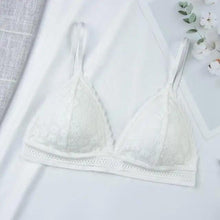 Load image into Gallery viewer, Charming Floral Lace Bra Top For Women Push Up Female Lingerie breathable Bralette Removable Pad Thin Fashion New Wireless Bras