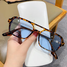 Load image into Gallery viewer, Classic Fashionable Retro Shape Double Bridges Style Women Sunglasses Polarized Square Sunglasses for Women Men Classic Pink Gradient Eyewear Trending Sunglasses