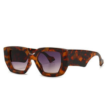 Load image into Gallery viewer, Classic Frames Style New Vintage Fashion Square Sunglasses For Men & Women Famous Luxury Design Big Frame Gradient SunGlasses For Female
