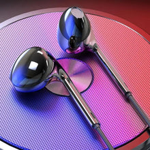 Load image into Gallery viewer, Classic Stereo 3.5mm Wired Control Earphone Stereo Headphones With Control Noise Isolating