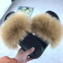 Load image into Gallery viewer, Cute Fluffy Ladies Indoor Warm Slippers Furry Luxury Flip Flops Women's Fashion Flat Soft Flip Flops