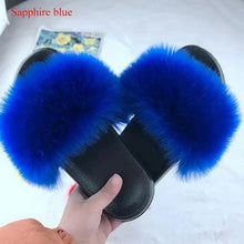 Load image into Gallery viewer, Cute Fluffy Ladies Indoor Warm Slippers Furry Luxury Flip Flops Women's Fashion Flat Soft Flip Flops