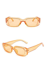 将图片加载到图库查看器,Cute Purple Oval Sunglasses For Women Retro Luxury Design Eyeglasses Lightweight Frames UV400 Protection Comfortable Round Outdoor Women Sun Glasses